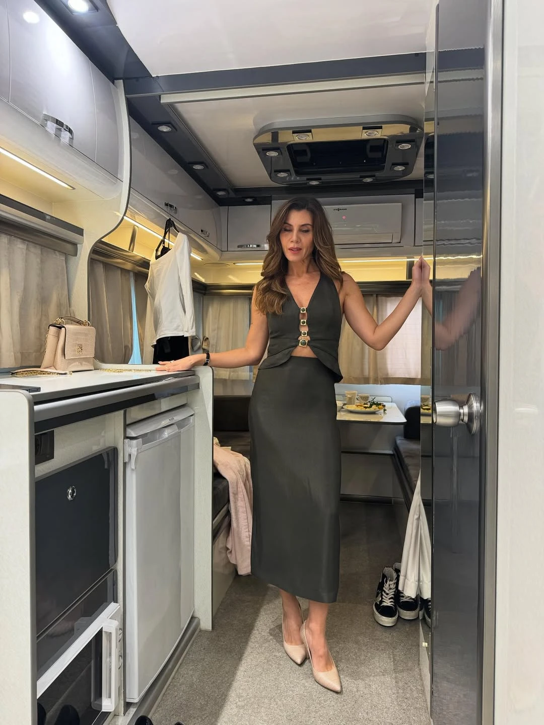 Yaprak Dökümü’nün Leyla’sı Gökçe Bahadır Halil Ergün’ü yalanladı! Şoke eden bir cevap geldi 7 Gokce Bahadir 5