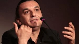 Gökhan Kırdar yıllar sonra Osman Sınav’ın cenazesinde ortaya çıktı! Vefa örneği gösterdi