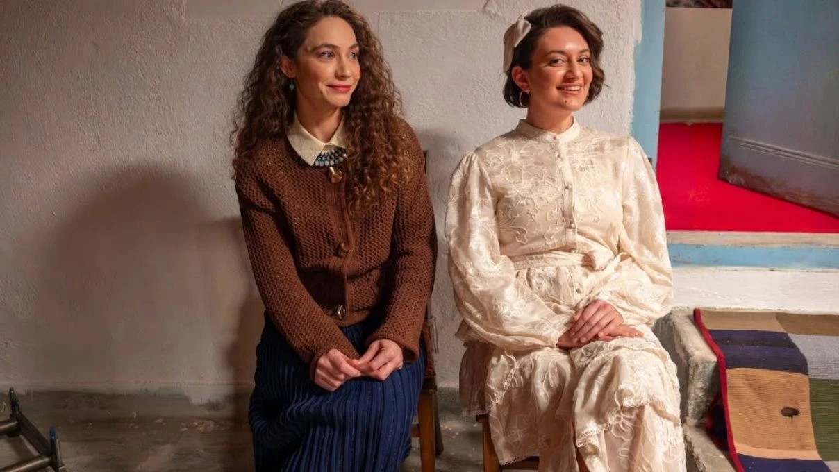 Gonul Dagi dizisine Aycan Koptur ve Cagla Ozavci katildi Gonul Daginin Gozdesi ve Nazlisi oldular