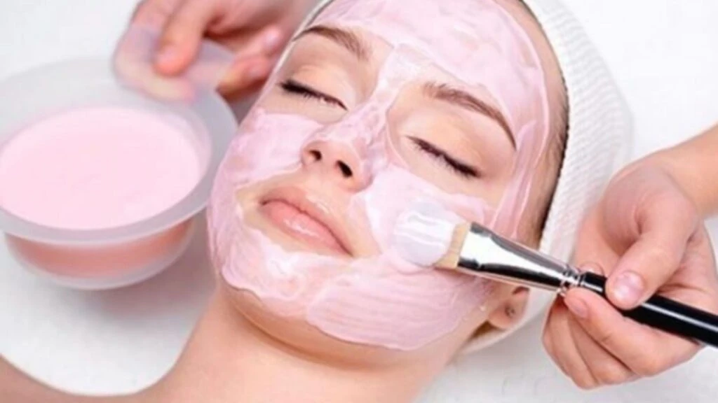 Gül lavanta ve baldan gelen karışım! Cilt bakımında bin yıllık geriye yolculuk