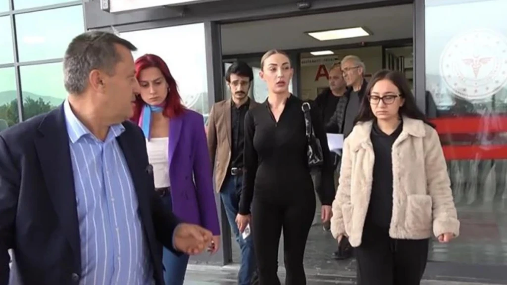 Güllü'nün kızı tutuklandı mı? Güllü nasıl ölmüş? 7 Gullu ve kizi Tugyan 2