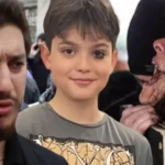 Gullunun oglu Tugberk Yagizdan Ahmet Minguzzi davasina anlamli destek Annesinin acisi tazeyken adalet nobetine kostu