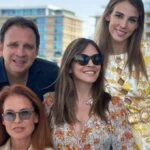 Yeşilçam’ın Ayşecik’i adeta yıllara meydan okuyor! Güzelliğini Hülya Koçyiğit’ten aldı