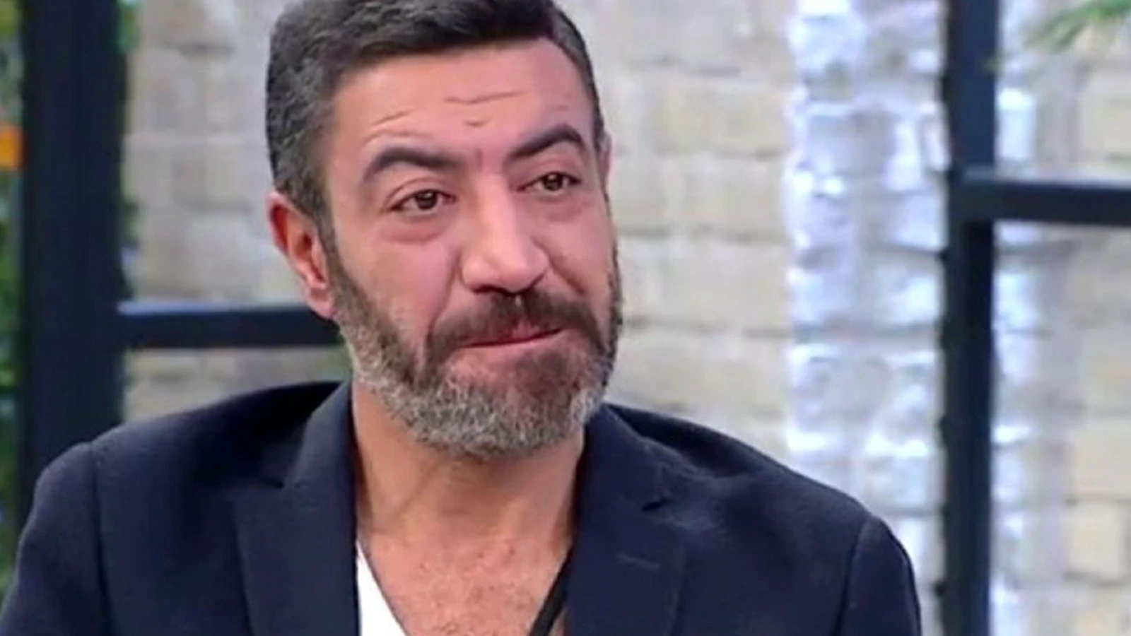 Hakan Altundan sasirtan imaj degisikligi Onu daha once boyle gormediniz