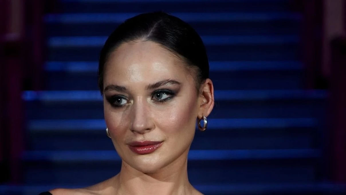 Halef Köklerin Çağrısı dizisinde İlayda Çevik dahil oldu! İlayda Çevik Hicran karakteriyle ekranlara gelecek