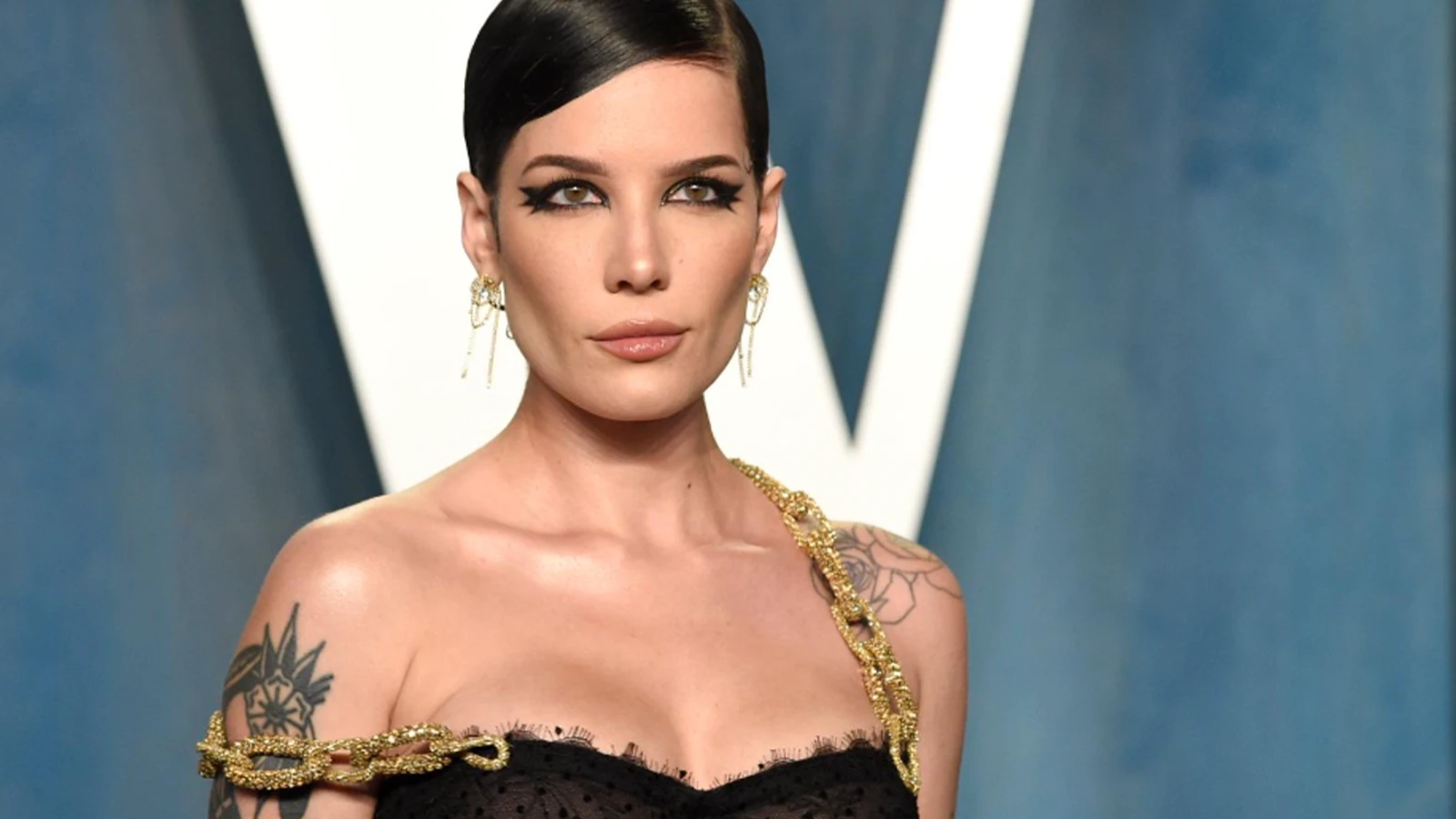 Halsey Istanbul konseri nerede bileti ne kadar Halsey Istanbul konseri ayin kacinda
