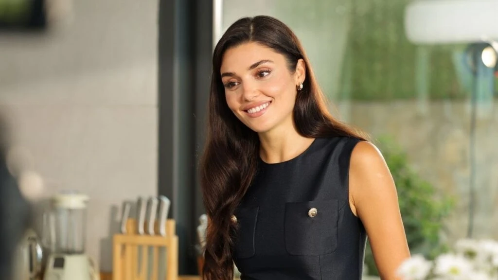Aşk ve Gözyaşı dizisinin Meyra’sı Hande Erçel kimdir? Hande Erçel kaç yaşında, kiminle sevgili?