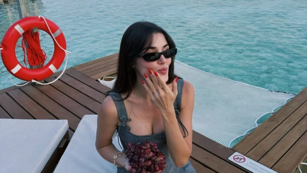 Hande Erçel ve Hakan Sabancı çifti evlilik sorularını cevapladı! “İlişkimiz gayet yolunda”