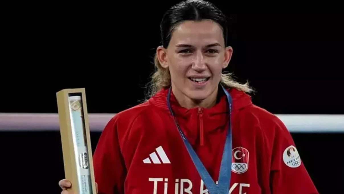 Hatice Akbas 4