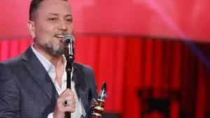 Hüsnü Şenlendirici İbrahim Maalouf ve Hiba Tawaji konserinde görüntülendi! Tarzı dikkat çekti