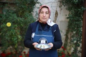 Gaziantep'in doğal antibiyotiği şiveydiz kış hastalıklarına karşı bağışıklığı uçuruyor! 9 IHA 20251211AW596986 6