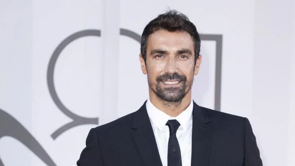 İbrahim Çelikkol’dan iki yeni proje atağı! Doktor dizisiyle ekranlara dönüyor