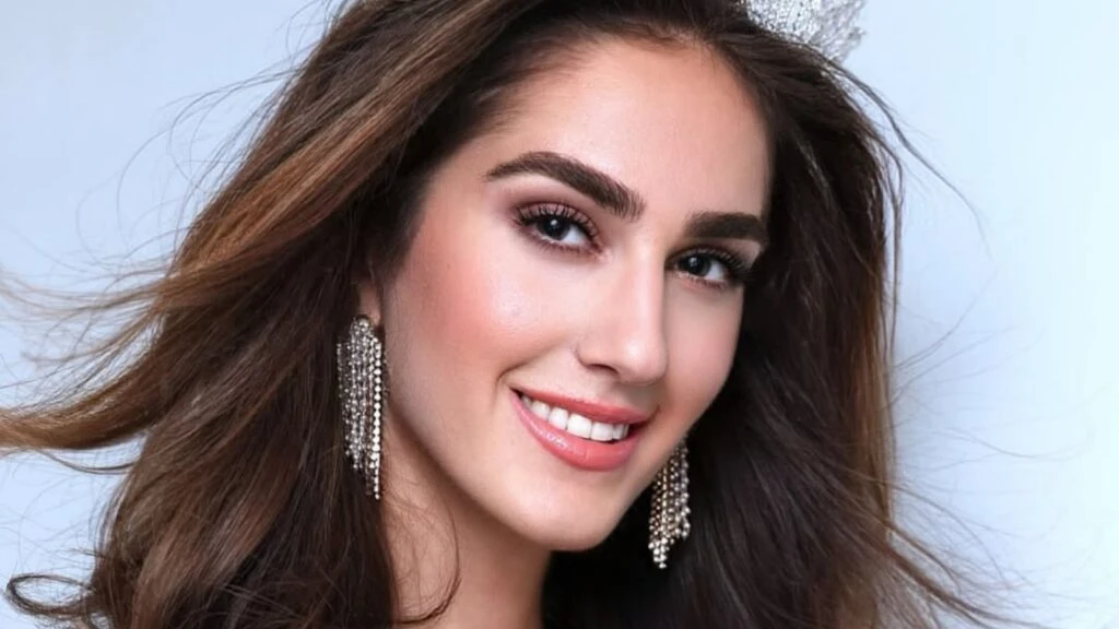 Miss Turkey birincisi İdil Bilgen Miss World yarışması için Hindistan'a gitti!