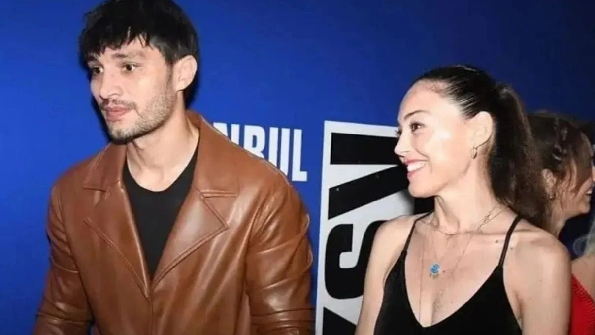 İlhan Şen’in sevgilisi sosyal medyada gündem oldu! Annesi gibi duruyor