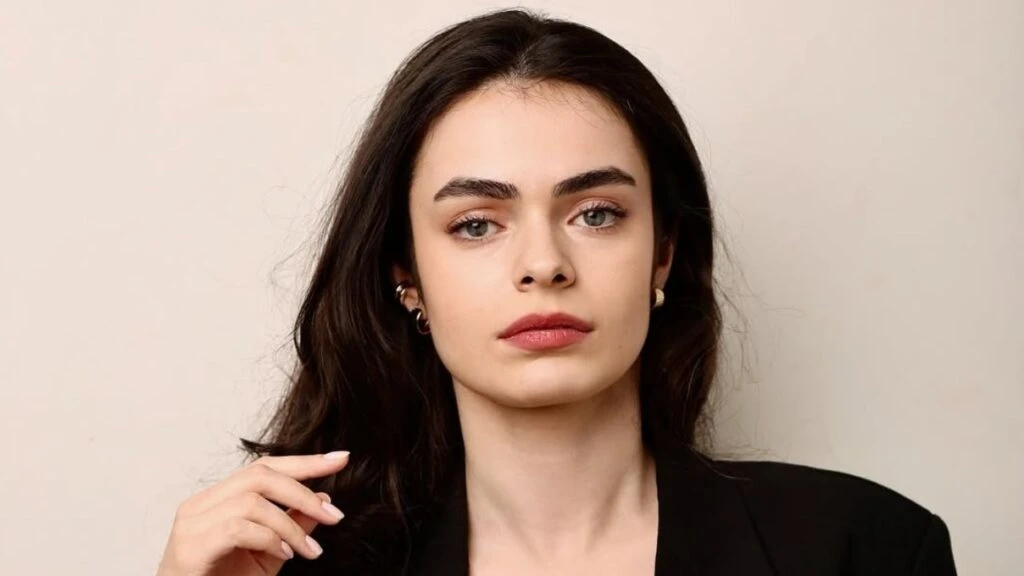Geleceğe Mektuplar dizisinin küçük Pelin’i Işıl Elmas kimdir? Işıl Elmas kaç yaşında hangi dizilerde oynadı? 
