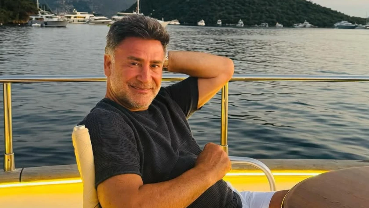 Izzet Yildizhan 3