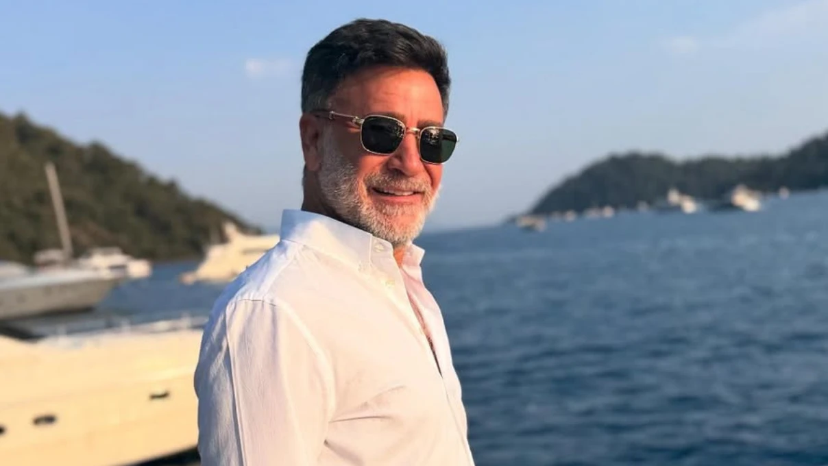 Izzet Yildizhan 7