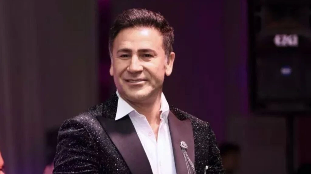 İzzet Yıldızhan söyledi oğlu saz çaldı! Performanslarıyla sosyal medyaya damga vurdular