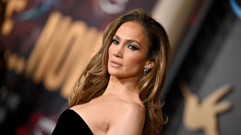 Türkiye’de konser verecek olan Jennifer Lopez’in konser biletlerine zam üstüne zam yapıldı!