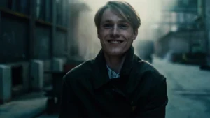 Jonas karakteriyle dunya capinda taninan Alman oyuncu Louis Hofmann