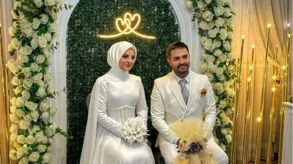 Kadir Ezildi evlendi mi? Kadir Ezildi kiminle evlendi?