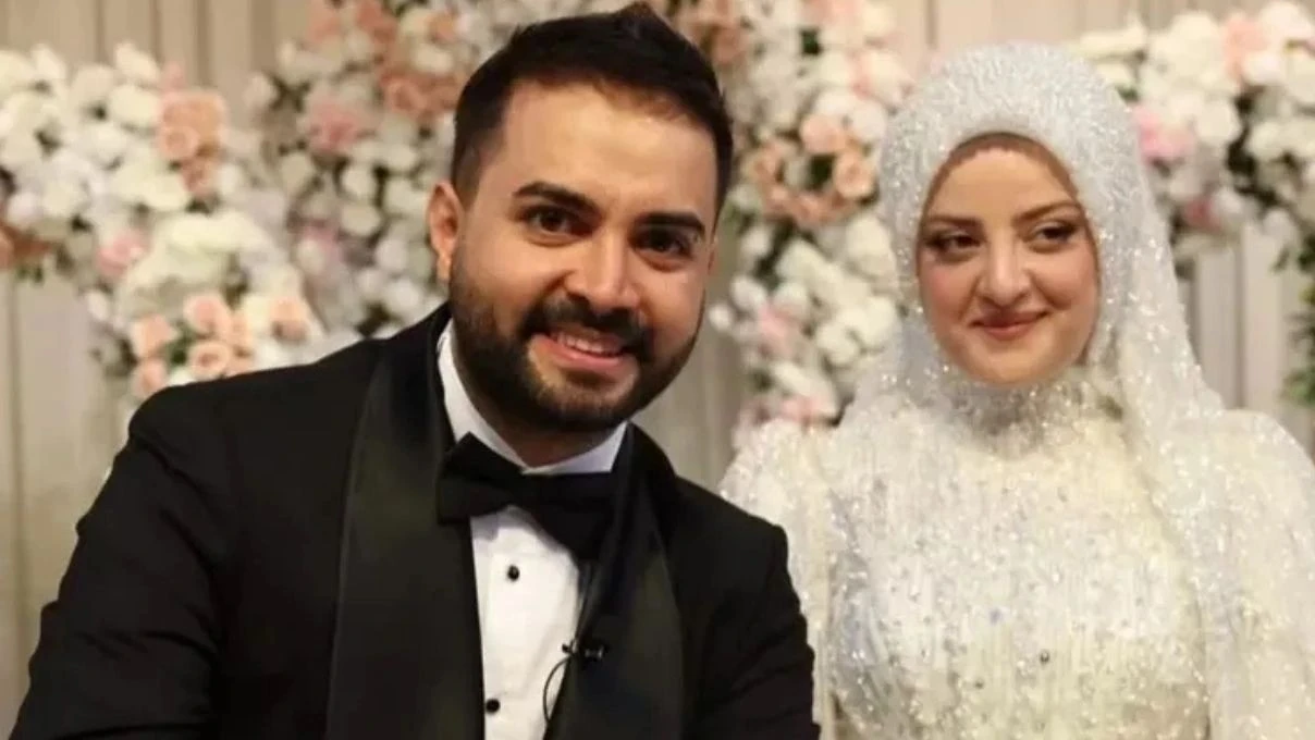 Boşanma iddialarını gölgede bıraktı! Kadir Ezildi’nin eşi Gamze hamile mi? 8 Boşanma iddialarını gölgede bıraktı! Kadir Ezildi’nin eşi Gamze hamile mi?