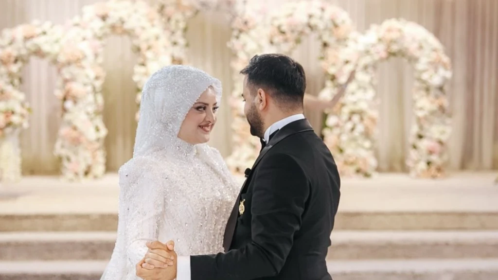 Kadir Ezildiden balayinda ilk paylasim Pes dedirtti 1 1
