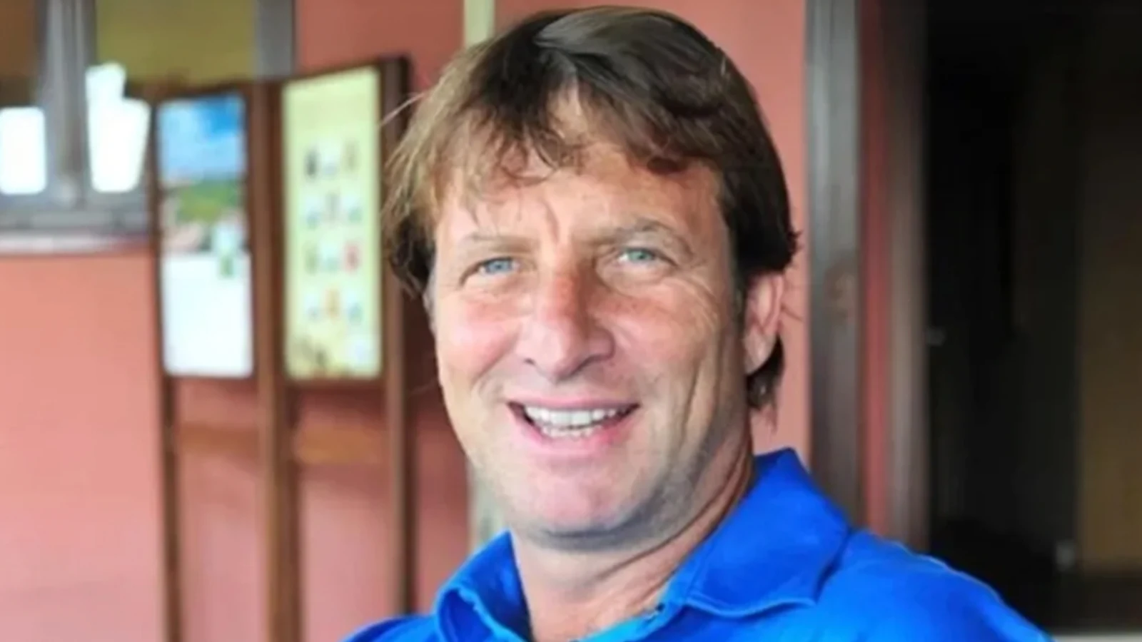 Kaya Cilingiroglu yeni askiyla odul toreninde 25 yas kucuk sevgilisini goren herkes kizi Zehraya benzetti