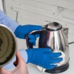 Kettle kireclenmesine son Icinde sakin su unutmayin