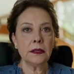 Kiskanmak dizisinde Halitin kardesi Nuzhet mi Medihanin herkesten sakladigi sir