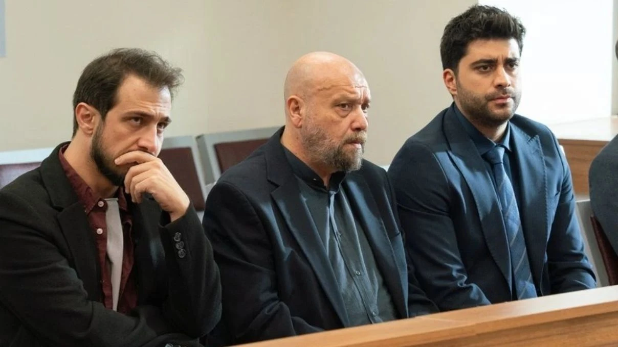 Kızılcık Şerbeti dizisinin oyuncu kadrosunda büyük değişlik! Kızılcık Şerbeti’nden kimler ayrılıyor? 5 Kızılcık Şerbeti dizisinin oyuncu kadrosunda büyük değişlik! Kızılcık Şerbeti’nden kimler ayrılıyor?