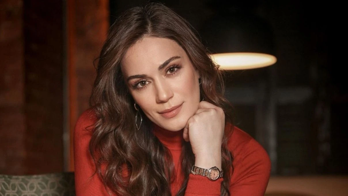 Kızılcık Şerbeti dizisine bomba transferler! Sıla Türkoğlu’nun yerini Seray Kaya aldı 7 Kızılcık Şerbeti dizisine bomba transferler! Sıla Türkoğlu’nun yerini Seray Kaya aldı