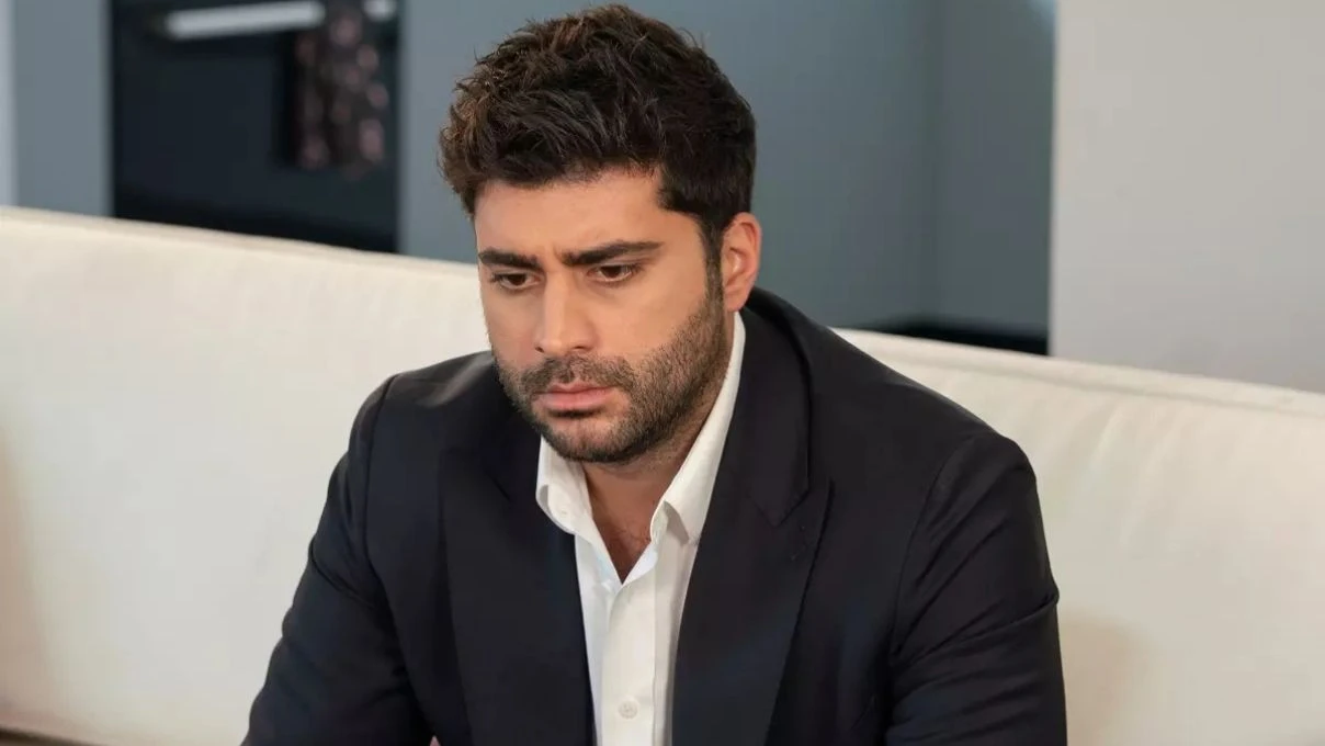 Kızılcık Şerbeti dizisinde jenerik krizi! Doğukan Güngör dizinin resmi hesabını takipten çıktı