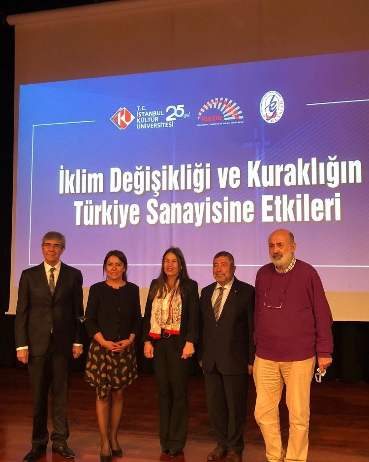 Korhan Abay 3