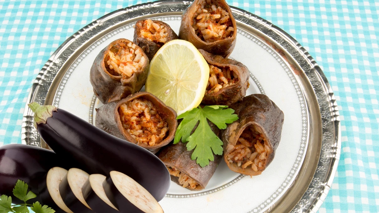 Kuru dolmada büyük değişim! Pirinçle yapmayı unutun 3 Kuru Patlican 10 1