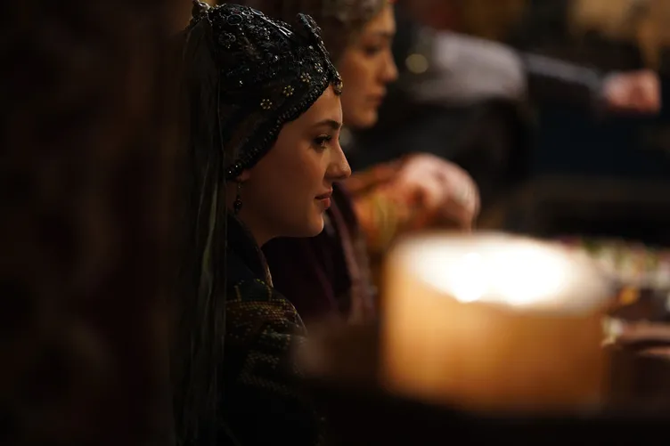 Kuruluş Orhan dizisi beğenilmedi! Botoks ve makyajlar tepkilere neden oldu 7 Kurulus Orhan 6