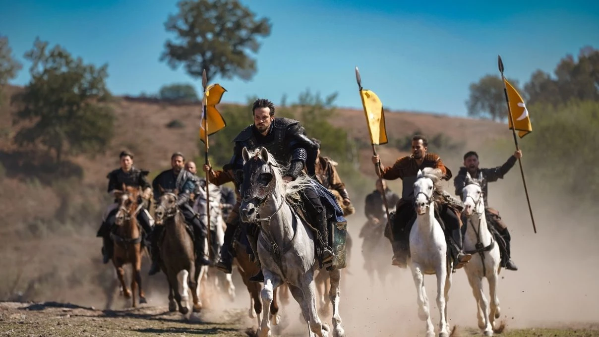 Bugün televizyonda hangi diziler var? 29 Ekim 2025 televizyon yayın akışı 8 Kurulus Orhan dizi 5 8