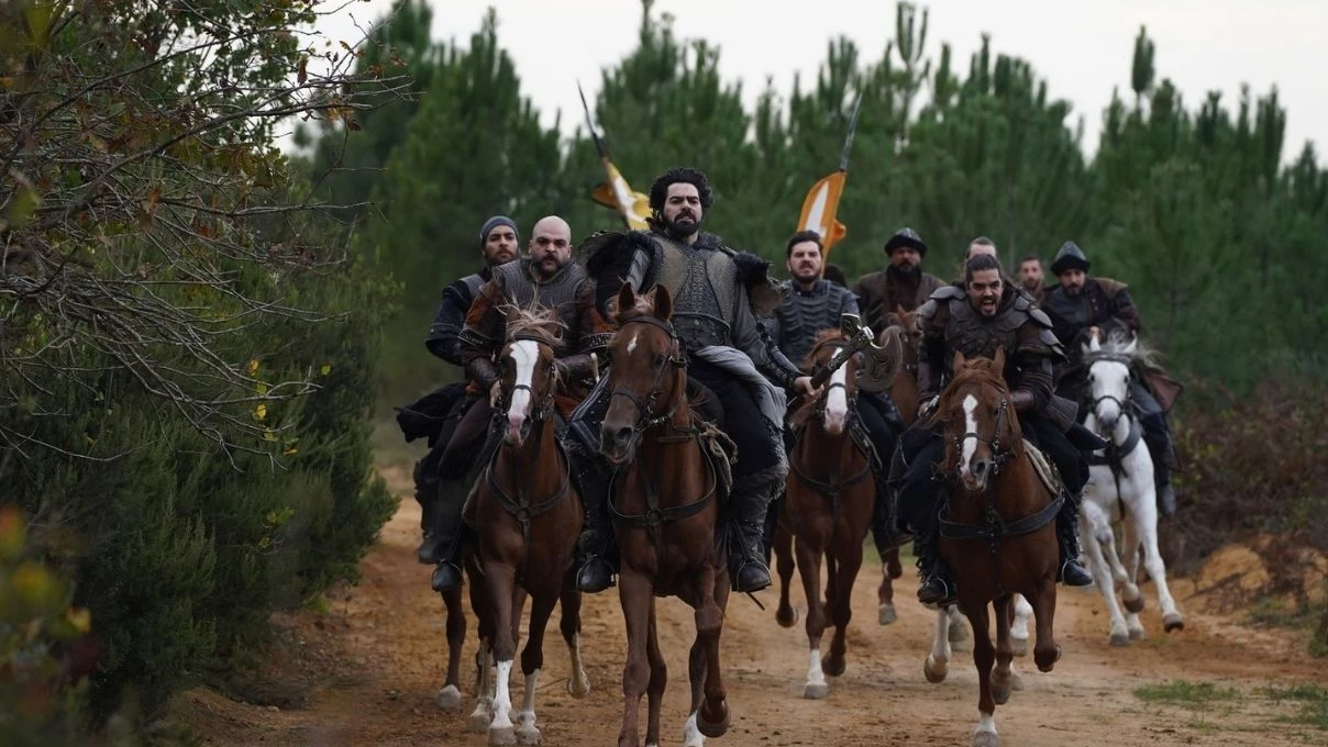 Kurulus Orhan dizisinin kadrosuna Cem Kurtoglu katildi