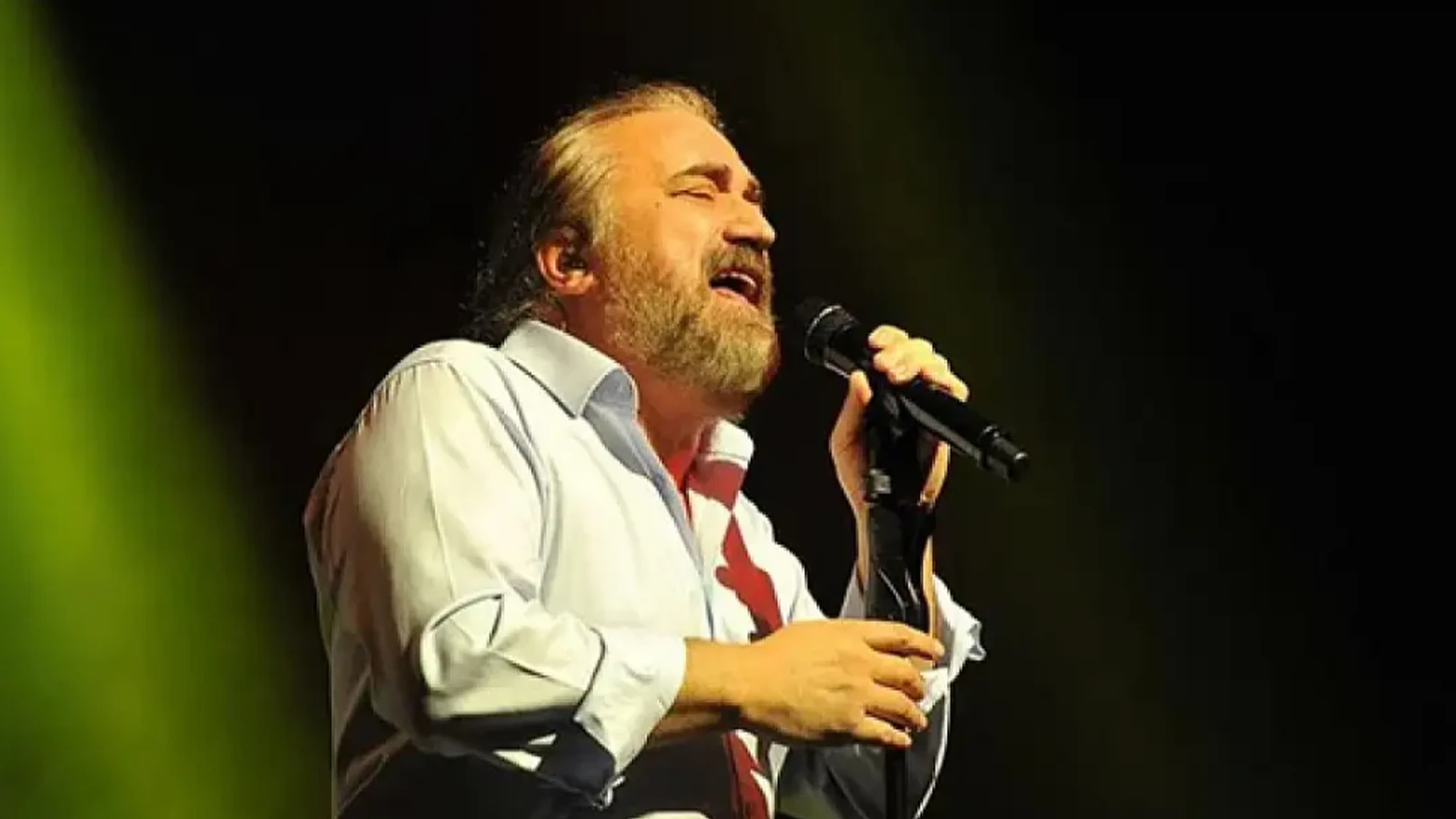Kuzeyin Oglu Volkan Konakin olumunun ardindaki aci gercek sevenlerini yasa bogdu