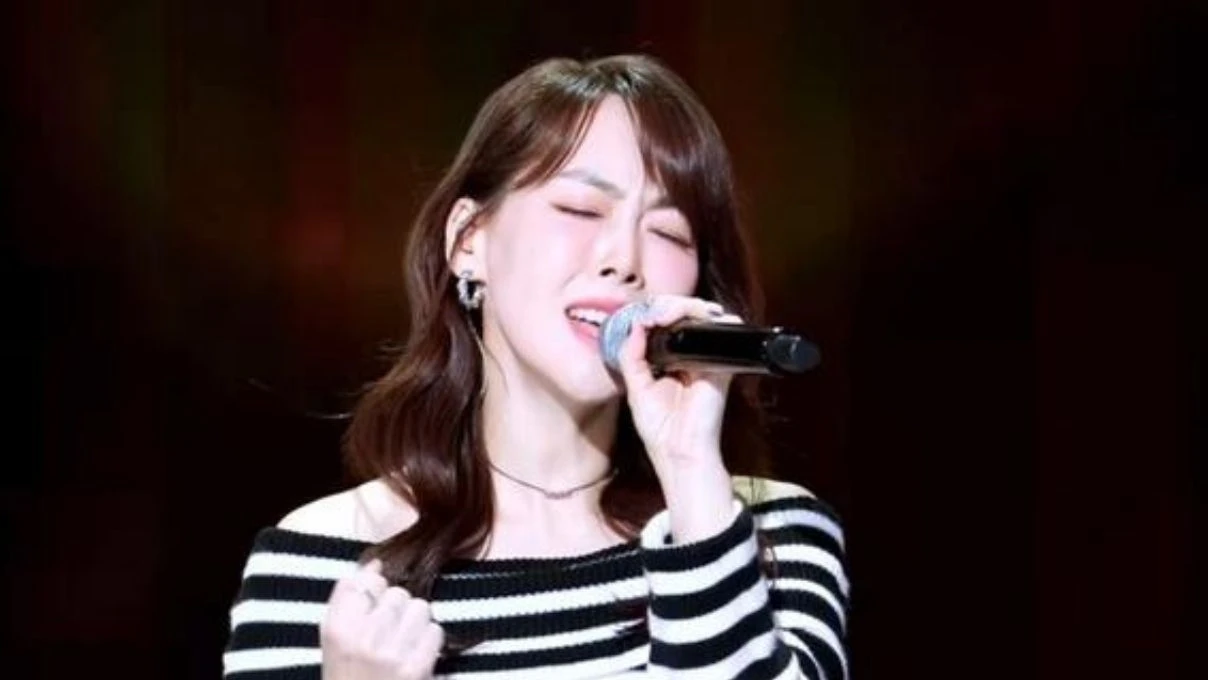Lee Min Young kimdir kac yasindadir Lee Min Youngun sarkilari ve dizileri