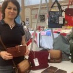 Tekstil tasarımcısı Lütfiye Dönmez evini üretim merkezine çevirdi! Atölyesi olmadan girişimciliğe atıldı
