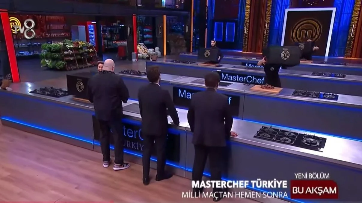 15 Kasım 2025 MasterChef Türkiye elenen yarışmacı kim? MasterChef’te 15 Kasım 2025 elenen yarışmacı 5 MASTERCHEF TURKIYE ELEME POTASINDA OLAN ISIMLER
