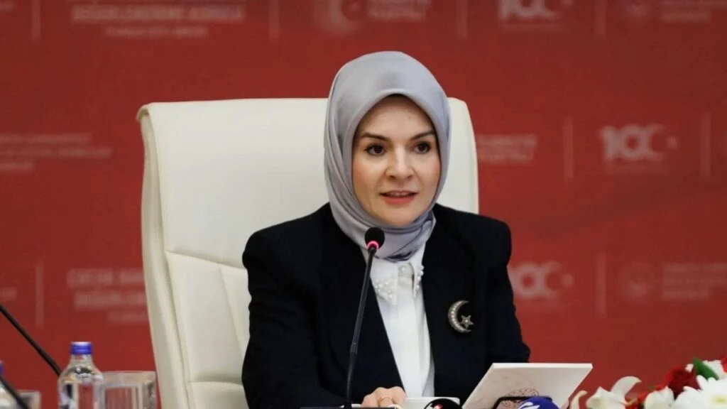 Aile ve Sosyal Hizmetler Bakanı Mahinur Özdemir Göktaş’tan kadınlara tam destek! 