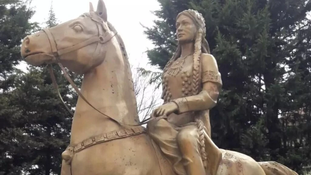 Tarihte Malhun Hatun kimin annesiydi? Malhun Hatun kaç çocuğu vardı, ne kadar yaşadı?