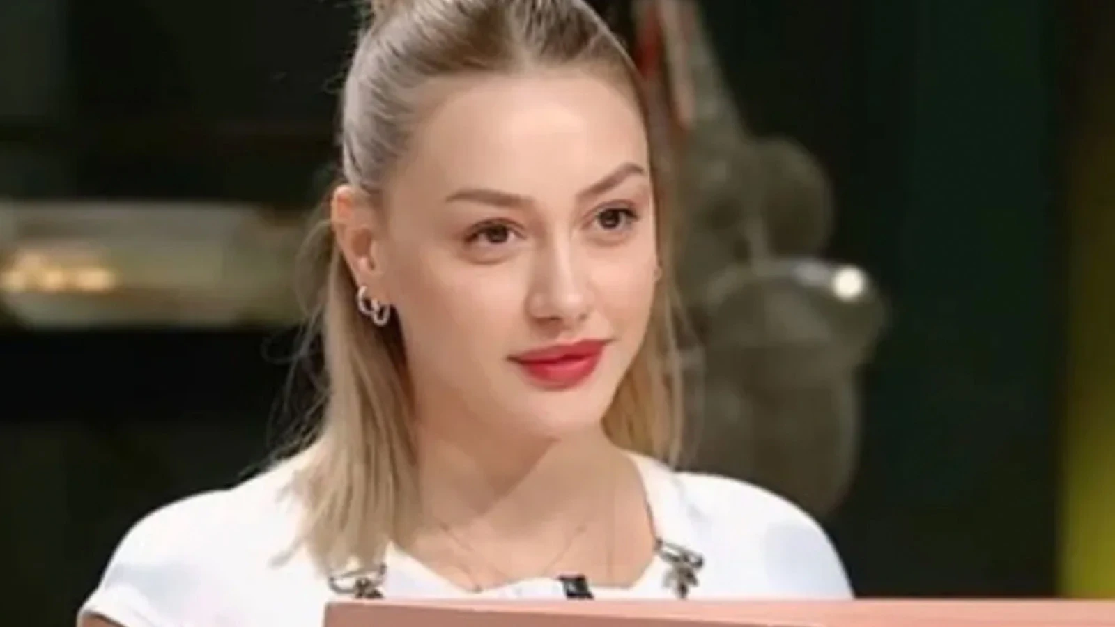 MasterChef 2025 Nisa Demirer estetik sorularina cevap verdi Sosyal medyadan yorum ustune yorum yagdi