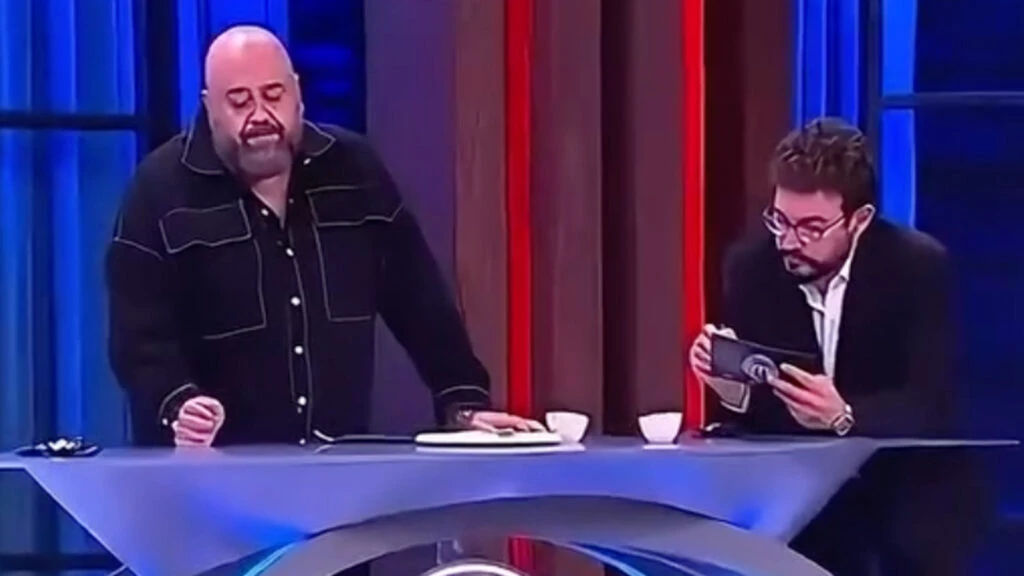 MasterChef 2025 eleme gecesinde sok eden anlar Somer sef bu detay her seyi bitirir dedi studyo buz kesti