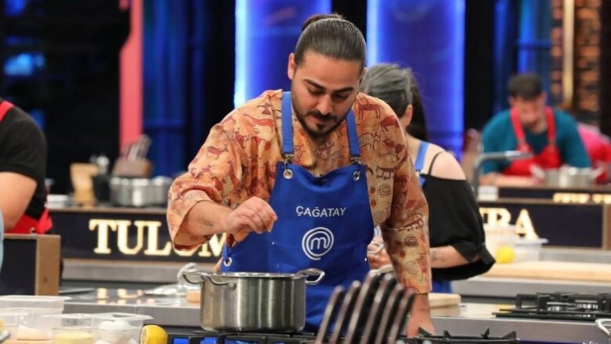 MasterChef 2025’ te Sercan ve Çağatay arasında gerginlik! “Sen benim istatistiklerimi benden daha iyi takip ediyorsun” 2 MasterChef 2025 te Sercan ve Cagatay arasinda gerginlik