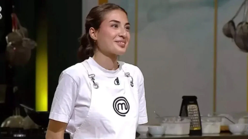 MasterChef 2025ten elenen Ayla Canpunar kimdir aslen nereli MasterChef Ayla ne is yapiyor