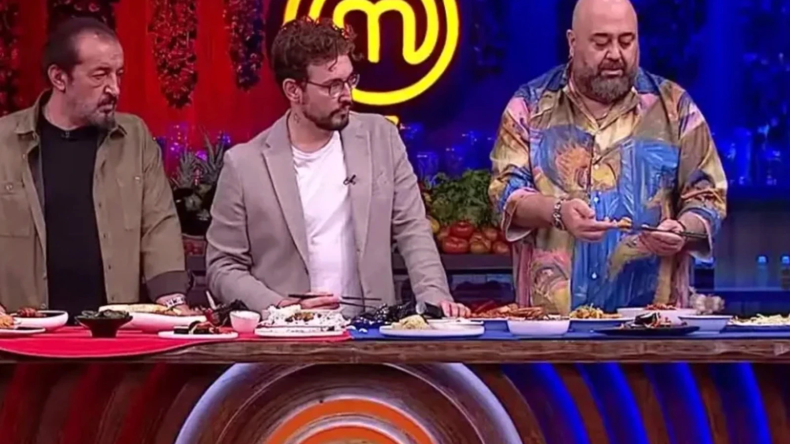 MasterChef 9 Kasim 2025 kaptanlik oyununu kim kazandi MasterChef mavi takim kaptani kim oldu