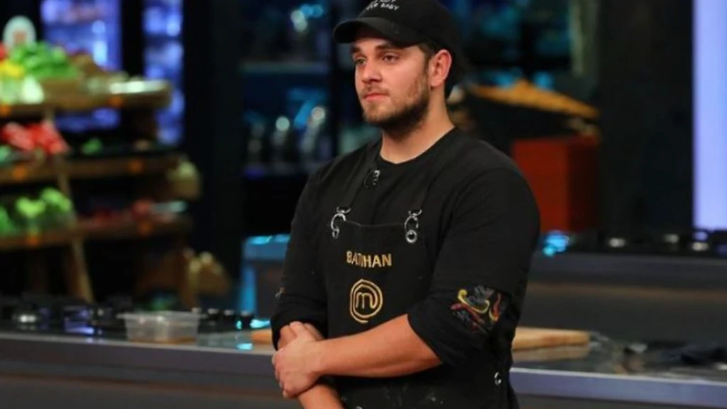MasterChef All Star 2025 eleme adayi Batuhan Bayir kimdir kac yasinda MasterChef Batuhanin meslegi ne 1